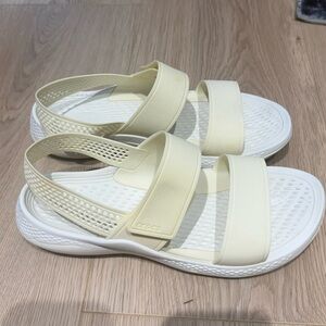 Crocs LiteRide 360 Women's Sandals Size 9